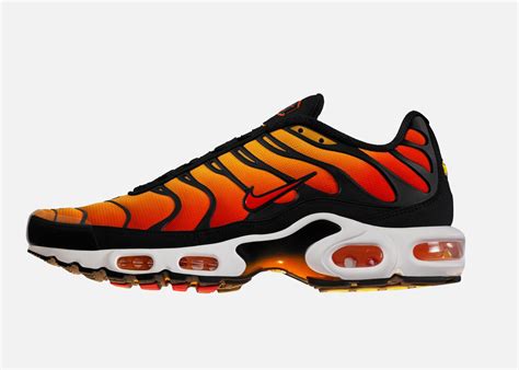 Nike TN Air Max Plus. Nike HR